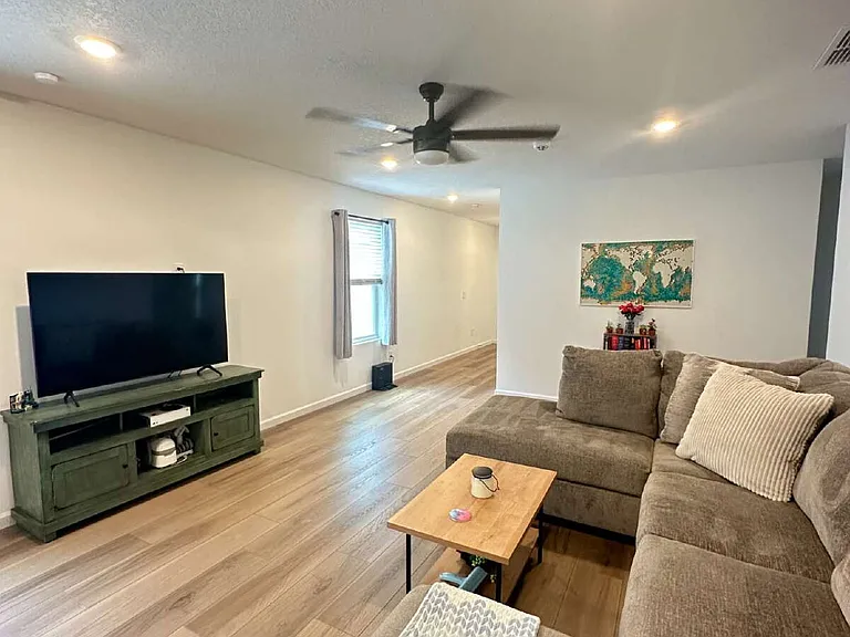 3499 Mildred Way — Photo 3