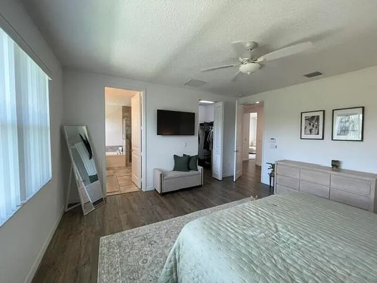 12885 Trevi Isle Dr — Photo 14