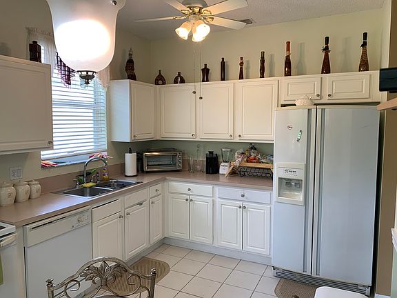 5th image of 10841 Fillmore Dr