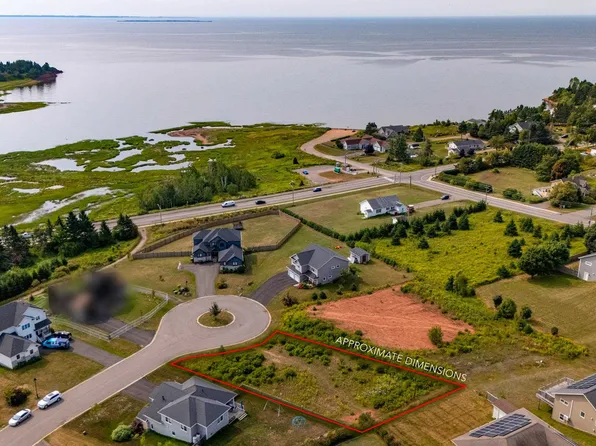 54 Harvest Dr, Stratford, PE C1B 0G3