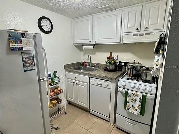 4th image of 123 Blue Point Way APT 110