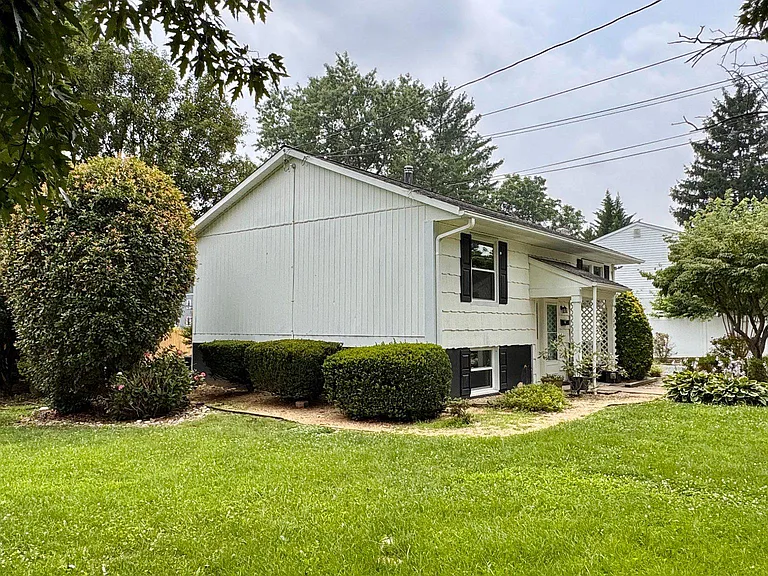 208 Chestnut Rd — Photo 4