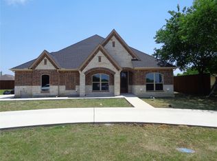 2562 Sunnymeadow Rd, Lancaster, TX 75134