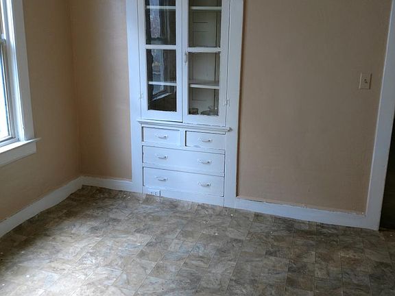 Built-in cabinet