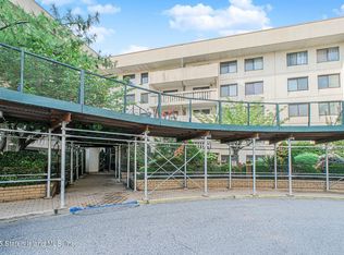 11 Windham Loop APT 2CC, Staten Island, NY 10314