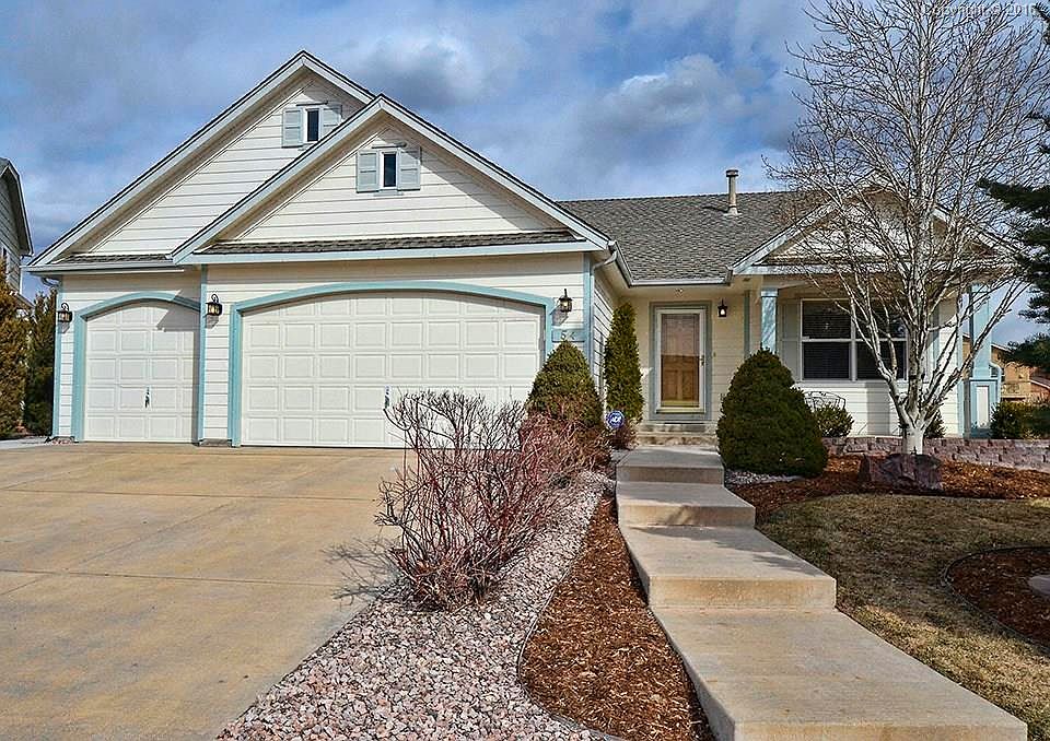 Immaculate Rancher, Backs to Green Belt