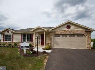 1 Lavender Ln, Lebanon, PA