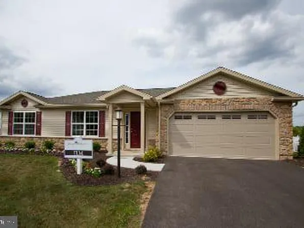 1 Lavender Ln, Lebanon, PA 17042