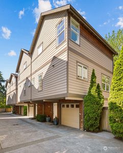 9509 Ashworth Avenue N #B, Seattle, WA, 98103