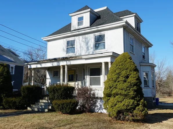 145 Winthrop St, Taunton, MA 02780