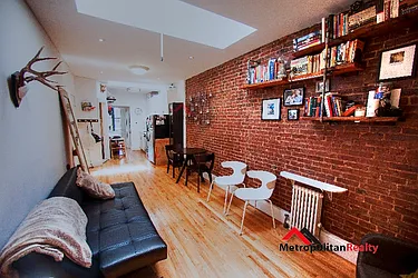 Rented by Metropolitan Realty