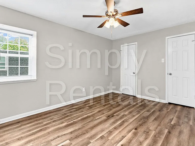 3513 Washington St — Photo 13