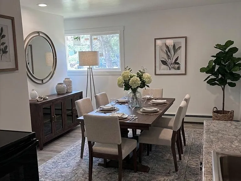 595 Wagner Dr #22 — Photo 3