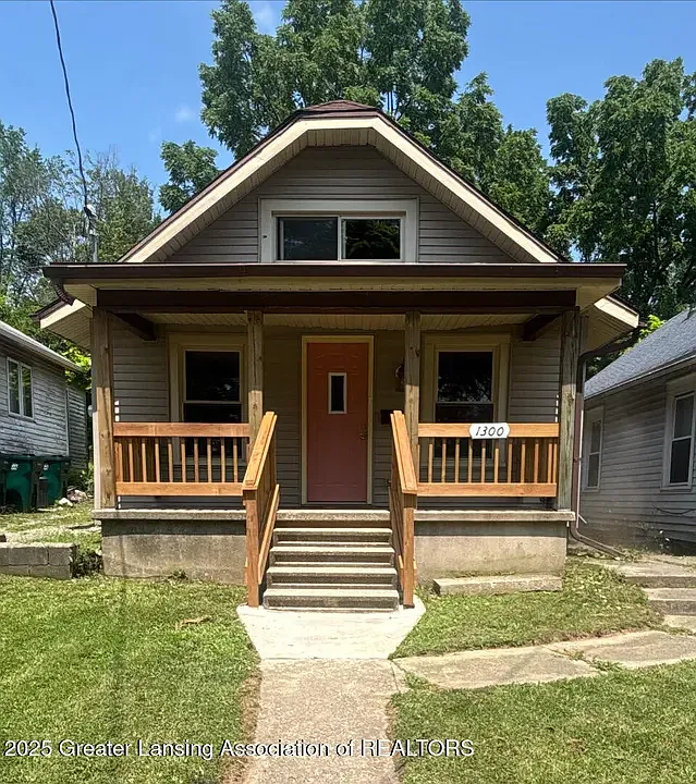 2 bed, 540 sqft, $1,375 — Photo 1