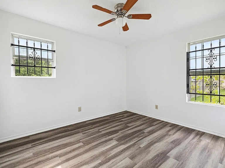 3229 Persimmon St #A — Photo 5