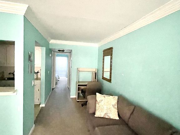 5th image of 245 Preston E #F