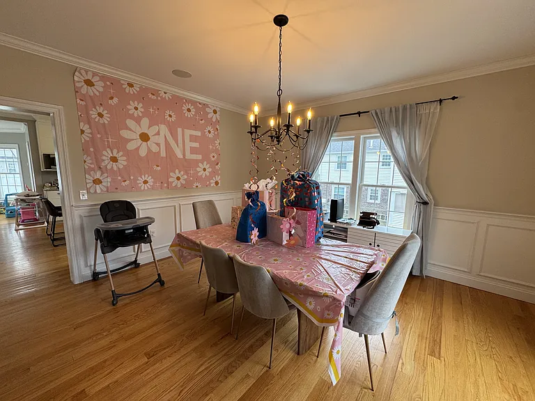 43 Canterbury Rd — Photo 9