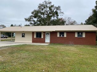 5013 East St, Moss Point, MS 39563