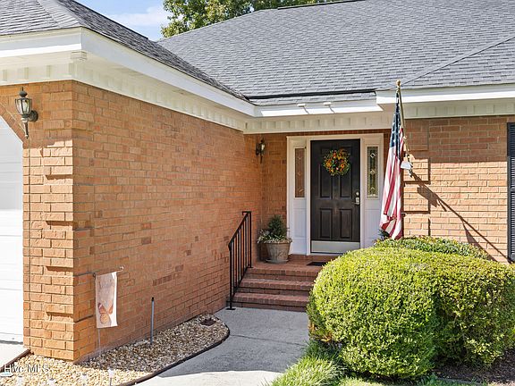 4th image of 4573 Waterford Drive