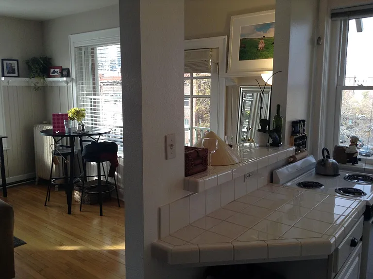 1376 N Pearl St #301 — Photo 29
