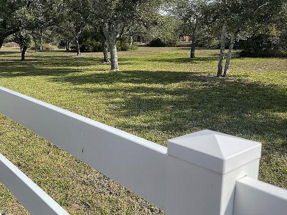 3rd image of 1824 W Corpus Christi St