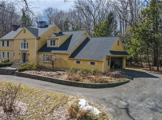 33 Metacomet Rd, Farmington, CT 06032