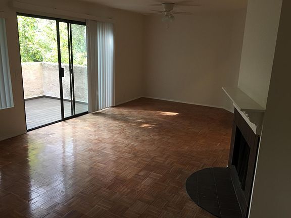 2nd image of 8726 Villa La Jolla Dr Unit 78