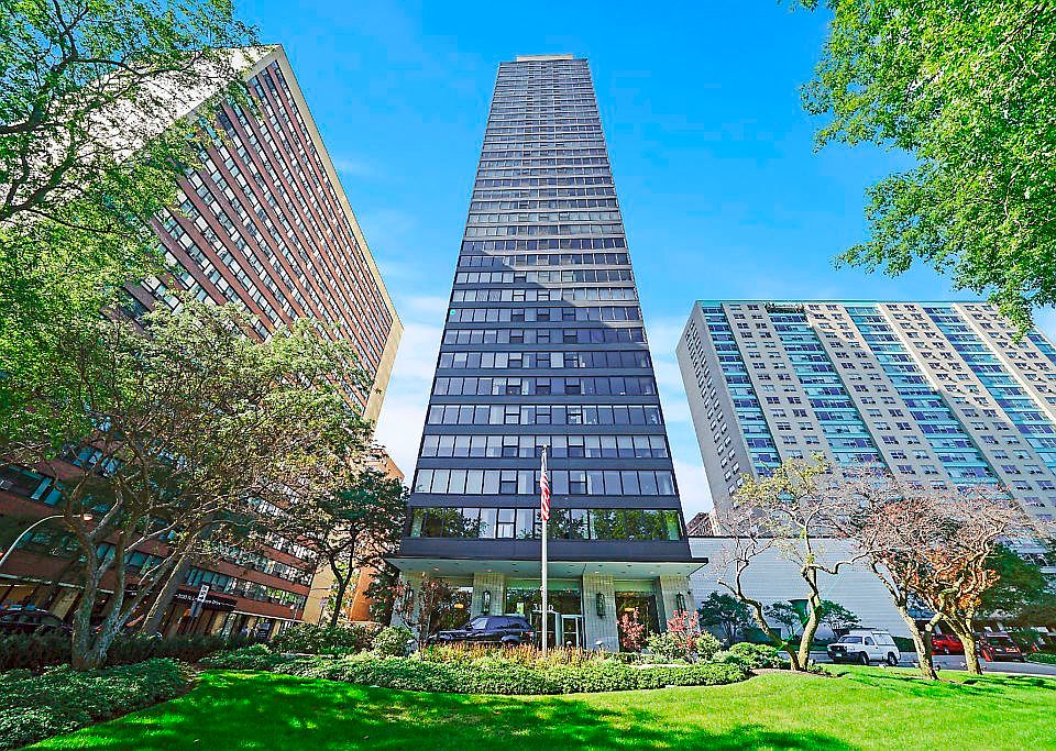 3150 N. Lake Shore Dr.
