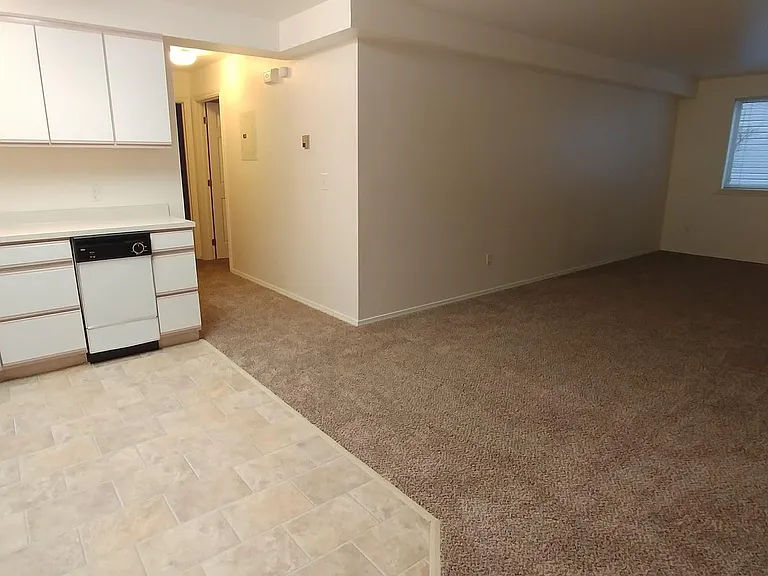 1400 SE Fancy Free Dr #112 — Photo 2