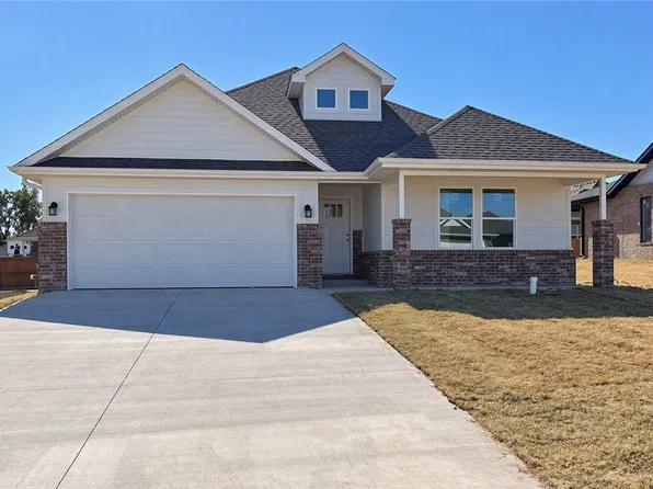 2710 Buckside St, Springdale, AR 72762