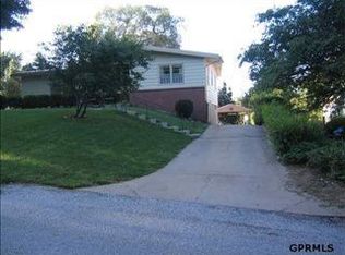 8117 Browne St, Omaha, NE 68134