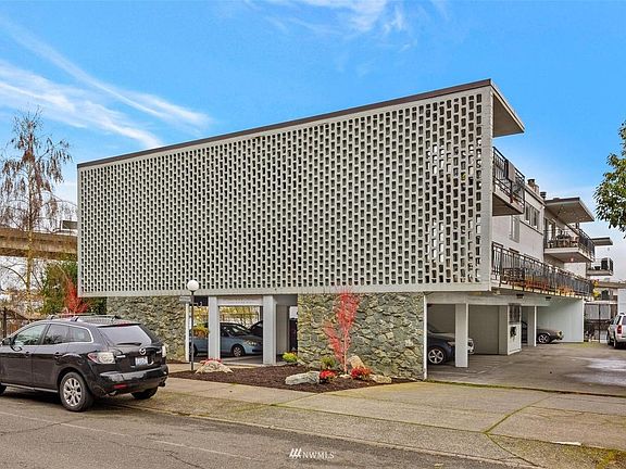 2nd image of 2524 Boyer Ave E APT 326