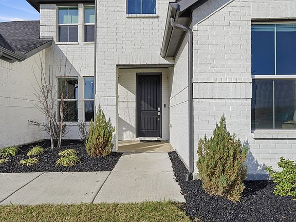 4th image of 4111 Olmsted Dr