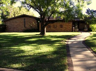 642 N Hampton Rd, Wichita, KS 67206