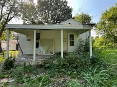 1009 Ernest St — Photo 5