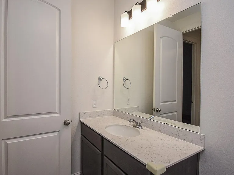 9406 Water Breeze Ct — Photo 14