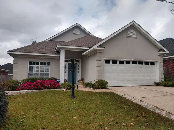 1212 Hillcrest Xing E, Mobile, AL 36695