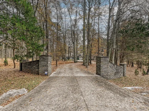 1609 Walden Pond Ln #28&29, Waxhaw, NC 28173