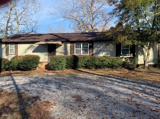 2168 James Loop Rd, Manning, SC 29102