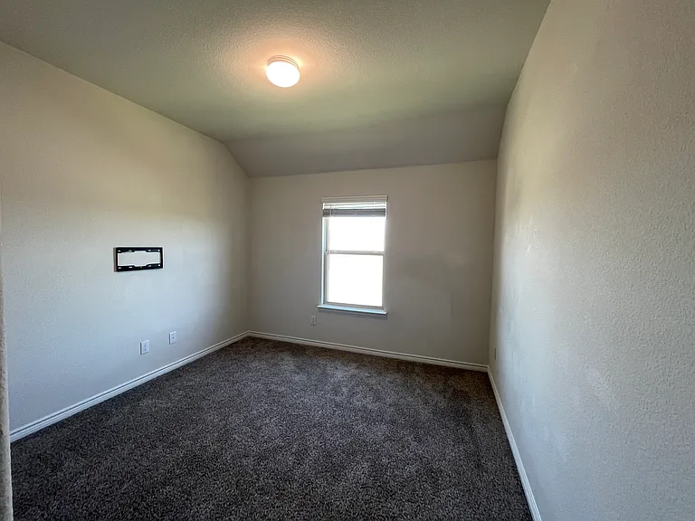 564 Declaration Way — Photo 18