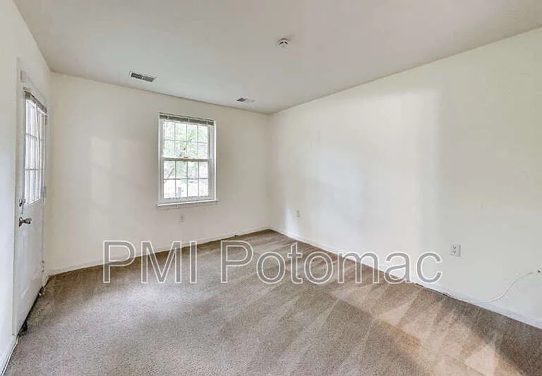 18310 Streamside Dr #203 — Photo 18