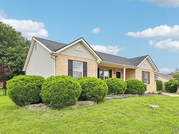 2nd image of 409 Hartman Ln