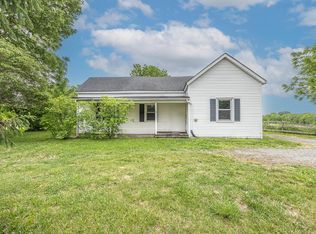 1371 Clintonville Rd, Paris, KY 40361