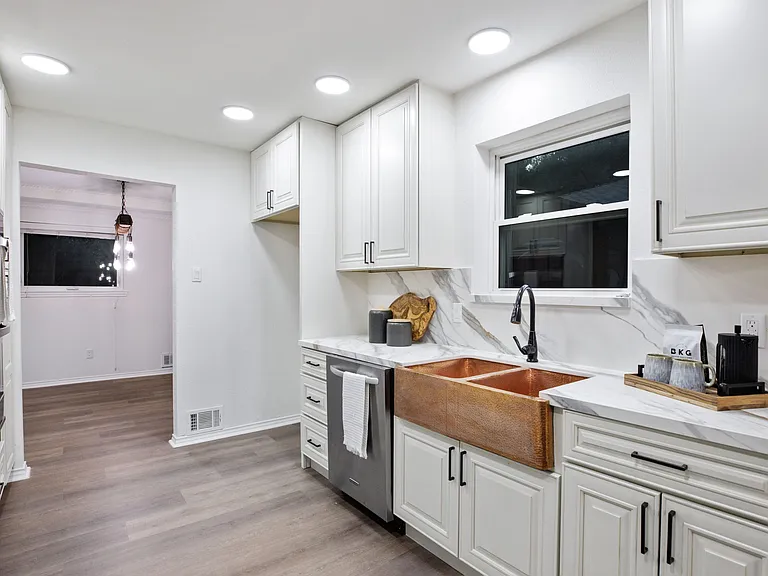 10922 Ferndale Rd — Photo 11