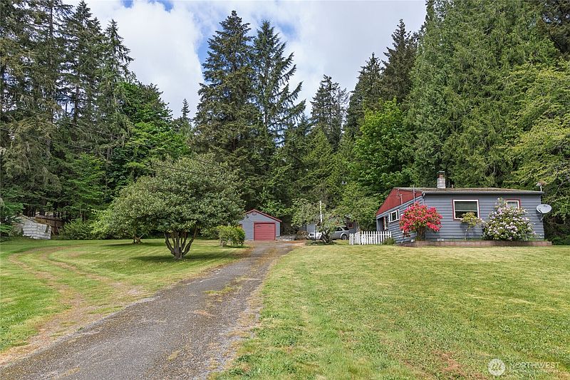 2nd image of 20853 Viking Avenue NW