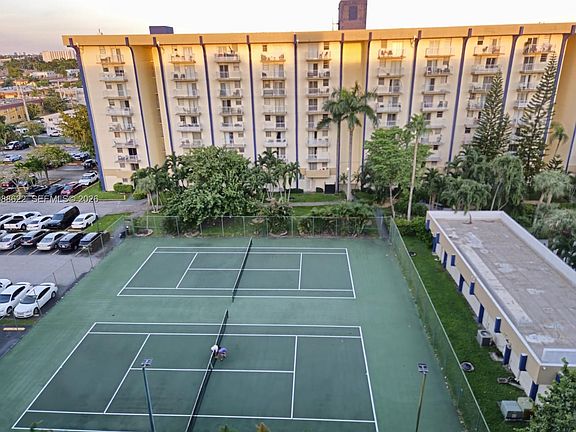 3rd image of 801 NW 47th Ave APT 119W