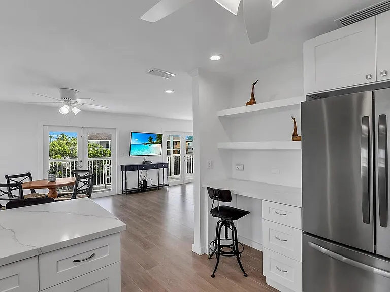 111 San Marco Dr — Photo 6