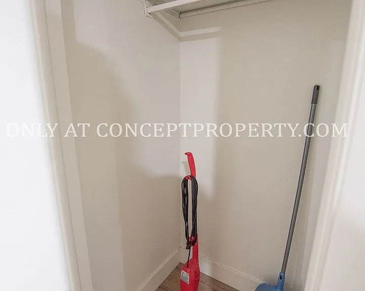 285 E Whitlock Ave — Photo 41