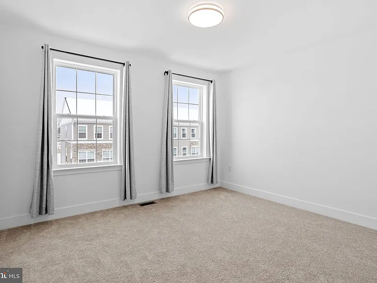 137 Ada Hightower Ave — Photo 30