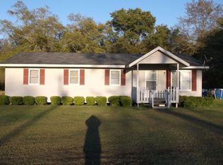 3994 Smith Berry Rd NE, Glennville, GA 30427